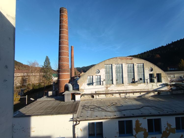 Veřejné jednání s občany v Karolince k odkupu areálu bývalých skláren