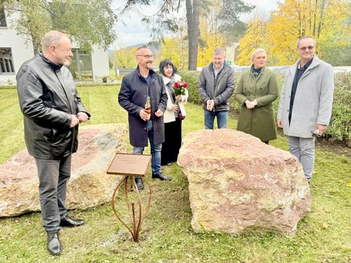 Slavnostní zahájení UNIVERZITY 3. VĚKU - akademický rok 2025/2026 s odhalením pamětních kamenů