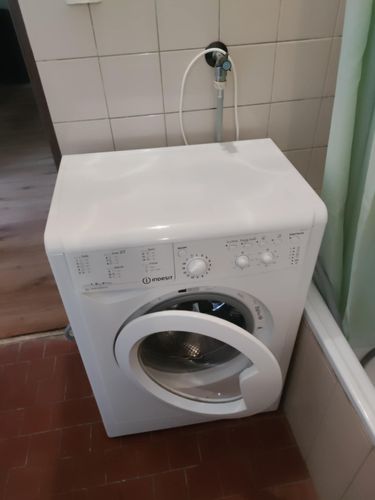 Prodej nábytku a spotřebičů